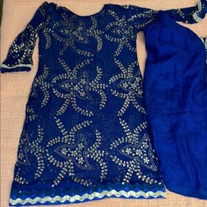 *SOLD* Pakistani shalwar boutique silver mukesh electric